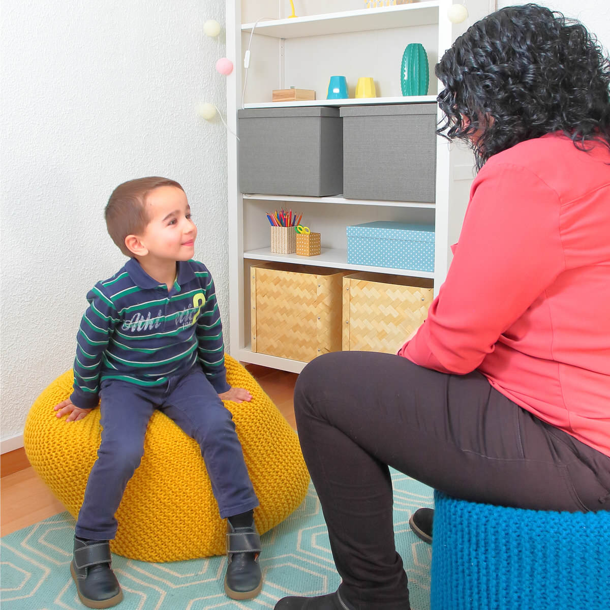 Psicólogos infantiles especialistas en terapia con niños del centro de psicología Atalanta en Madrid.